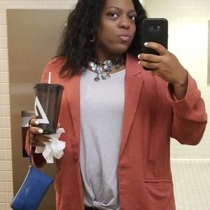 Meet your Posher, Aikal